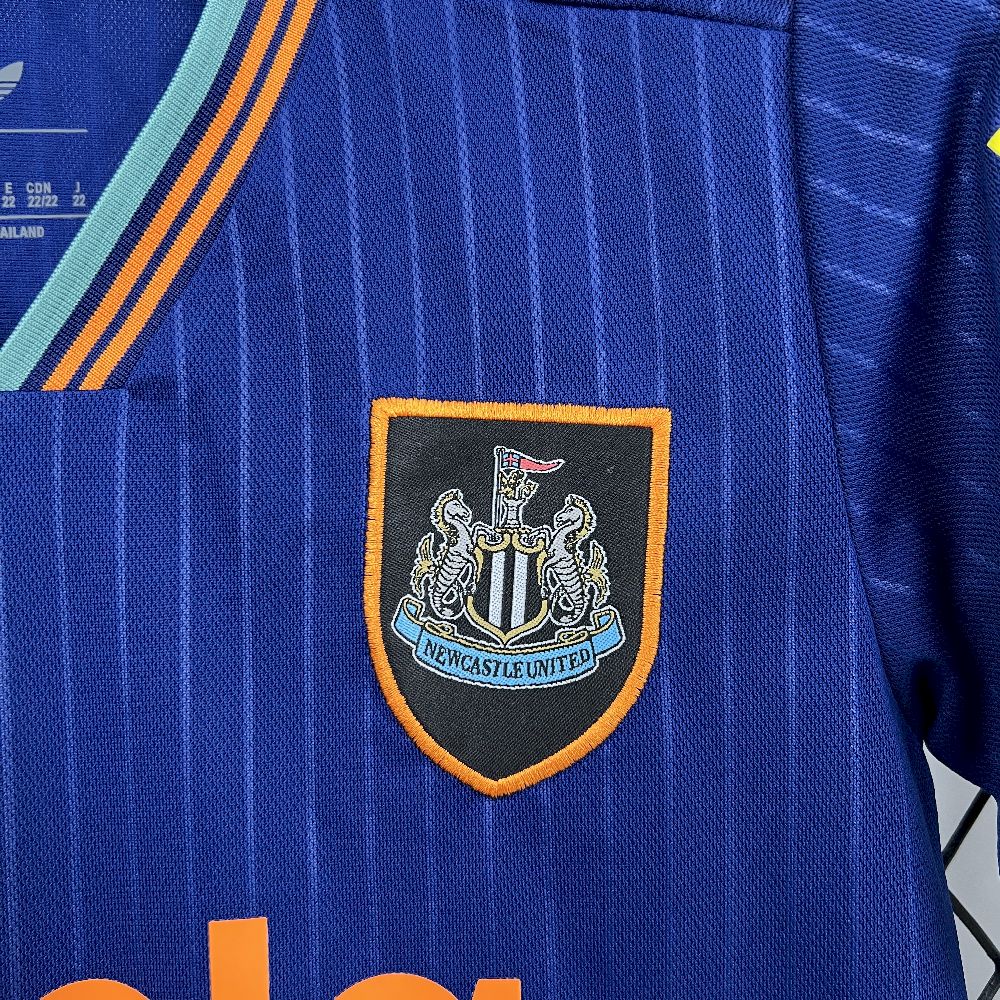Kit Enfant Newcastle  2025 2026
