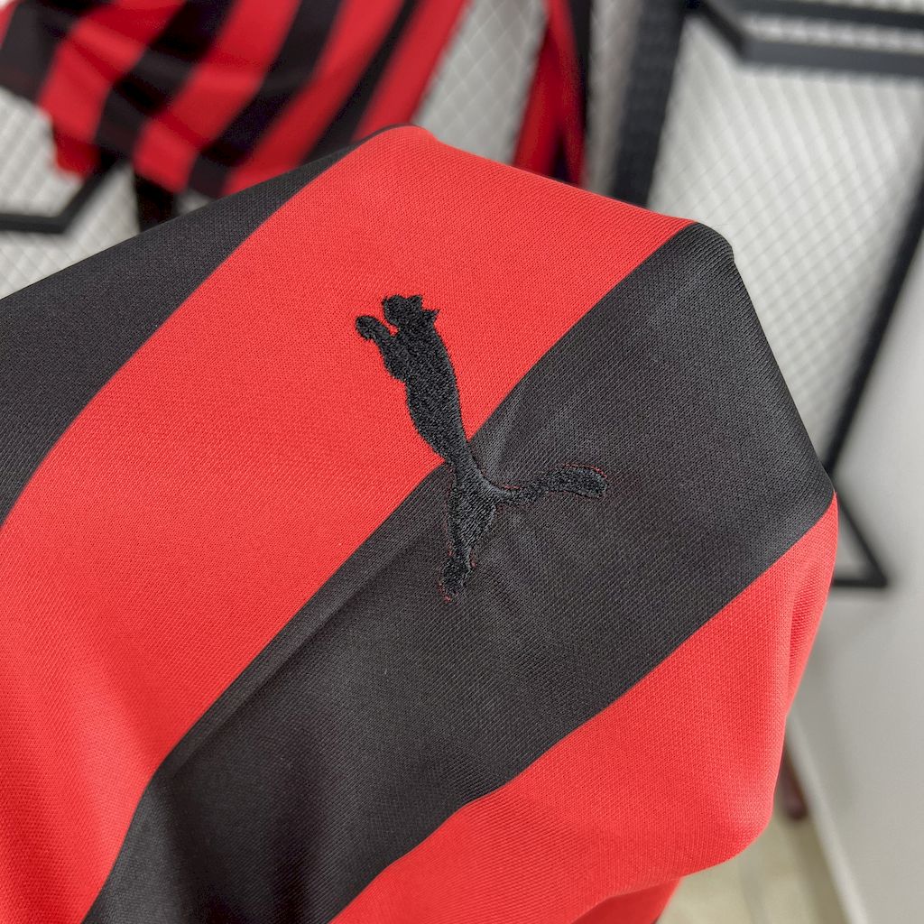 AC MIlan maillot foot 2024 2025