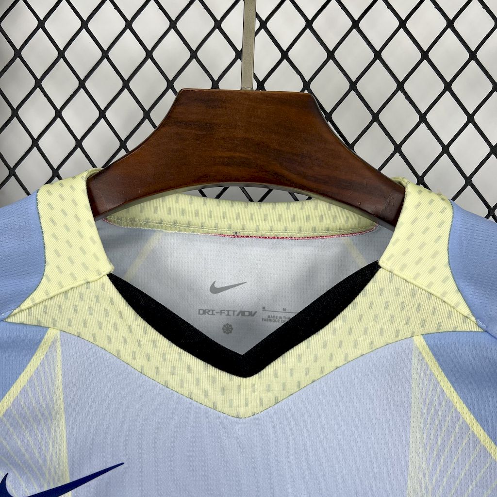 FC Barcelone maillot foot bleu ciel 2025 2026