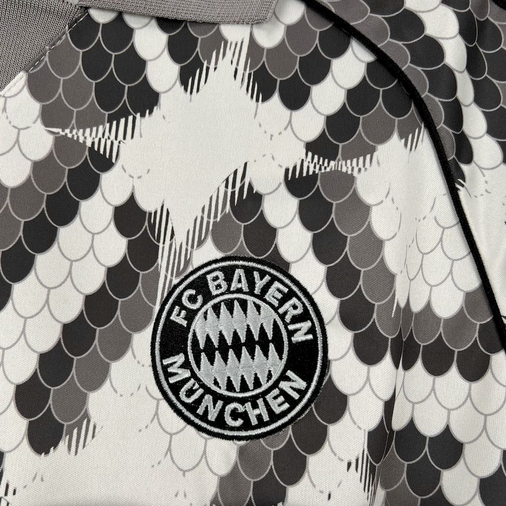 Bayern Munich maillot foot 2025 2026
