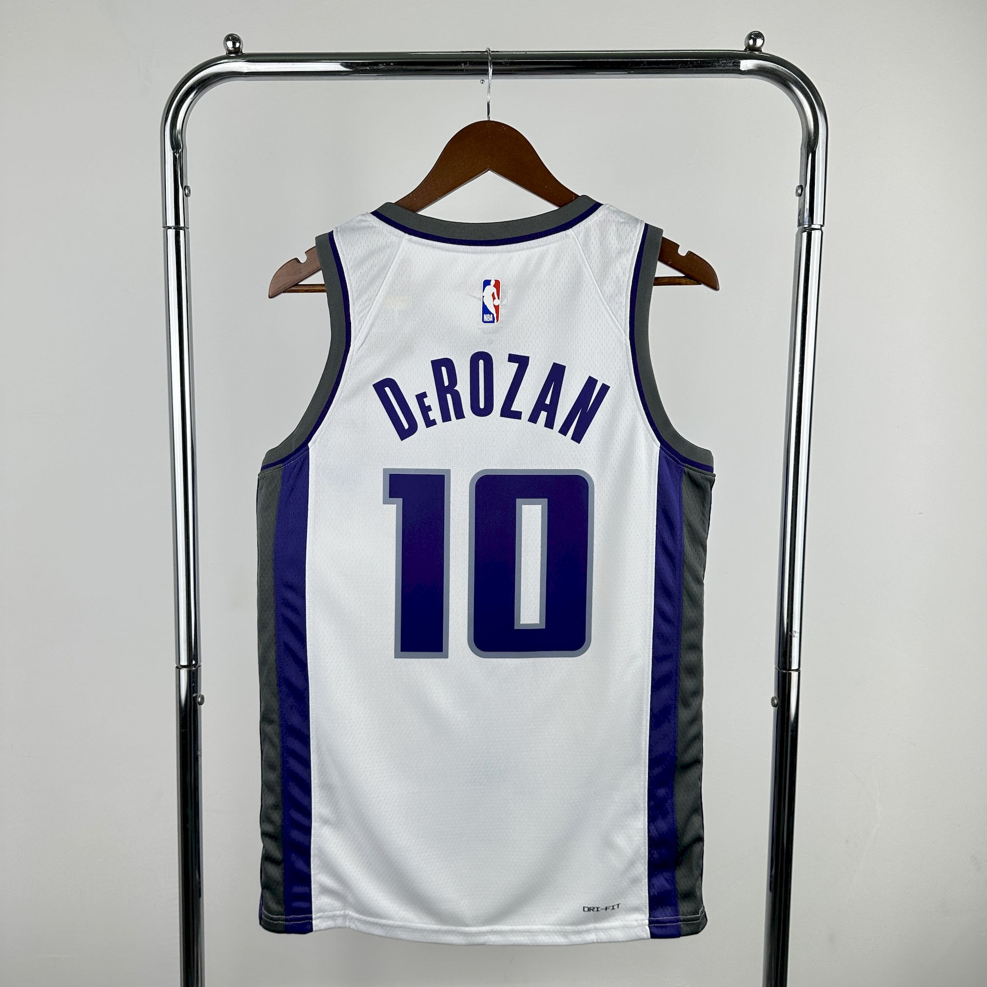 Maillot Sacramento Kings 10 DeROZAN NBA Basket