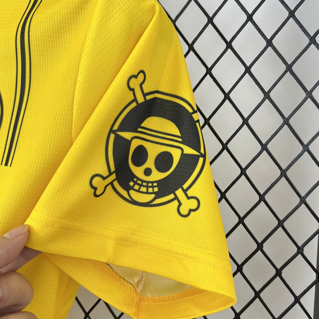 Borussia Dortmund maillot foot One Piece 2025 2026