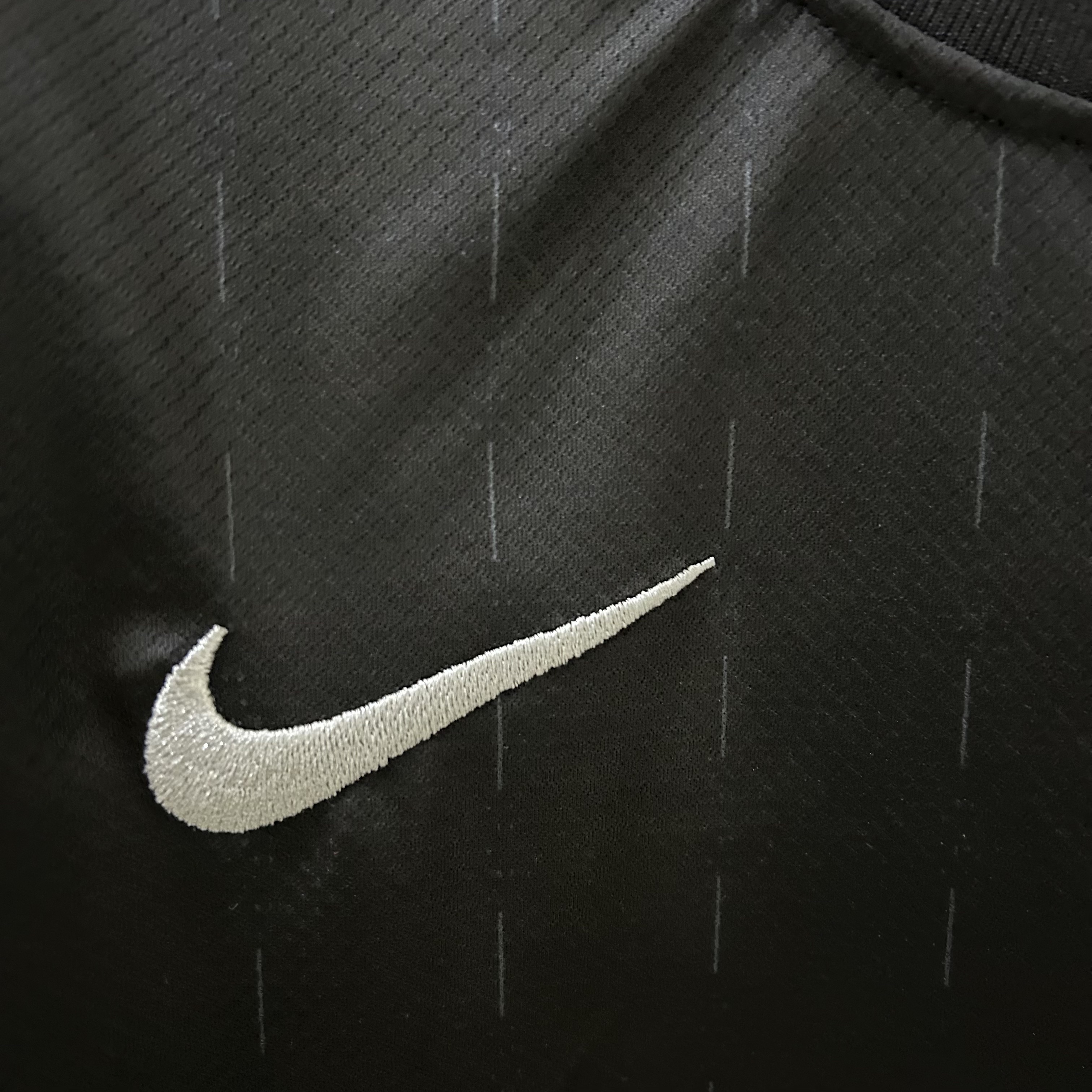 Tottenham maillot foot noir extérieur 2025 2026