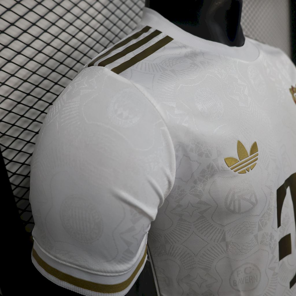 Bayern Munich maillot foot 2025 2026
