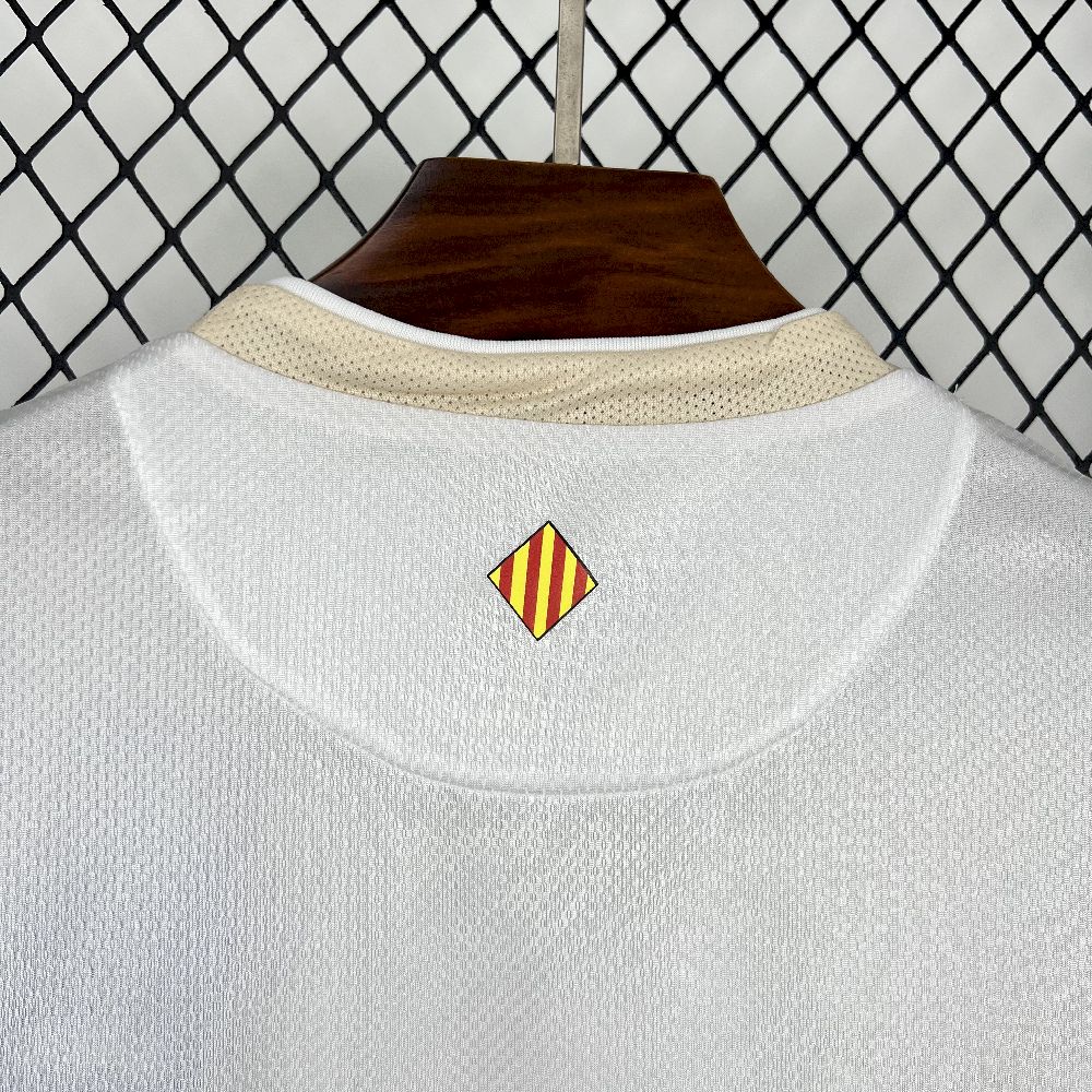 Valencia maillot foot domicile 2025 2026