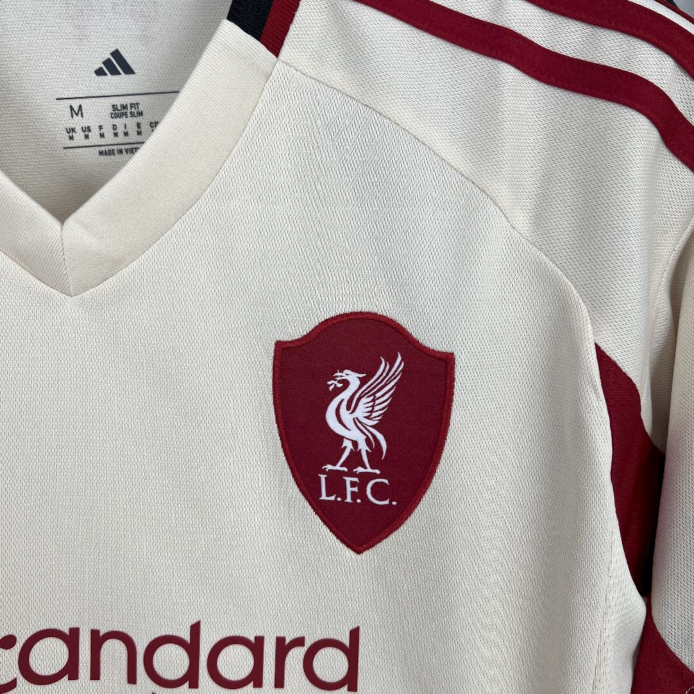 Liverpool maillot foot extérieur 2025 2026