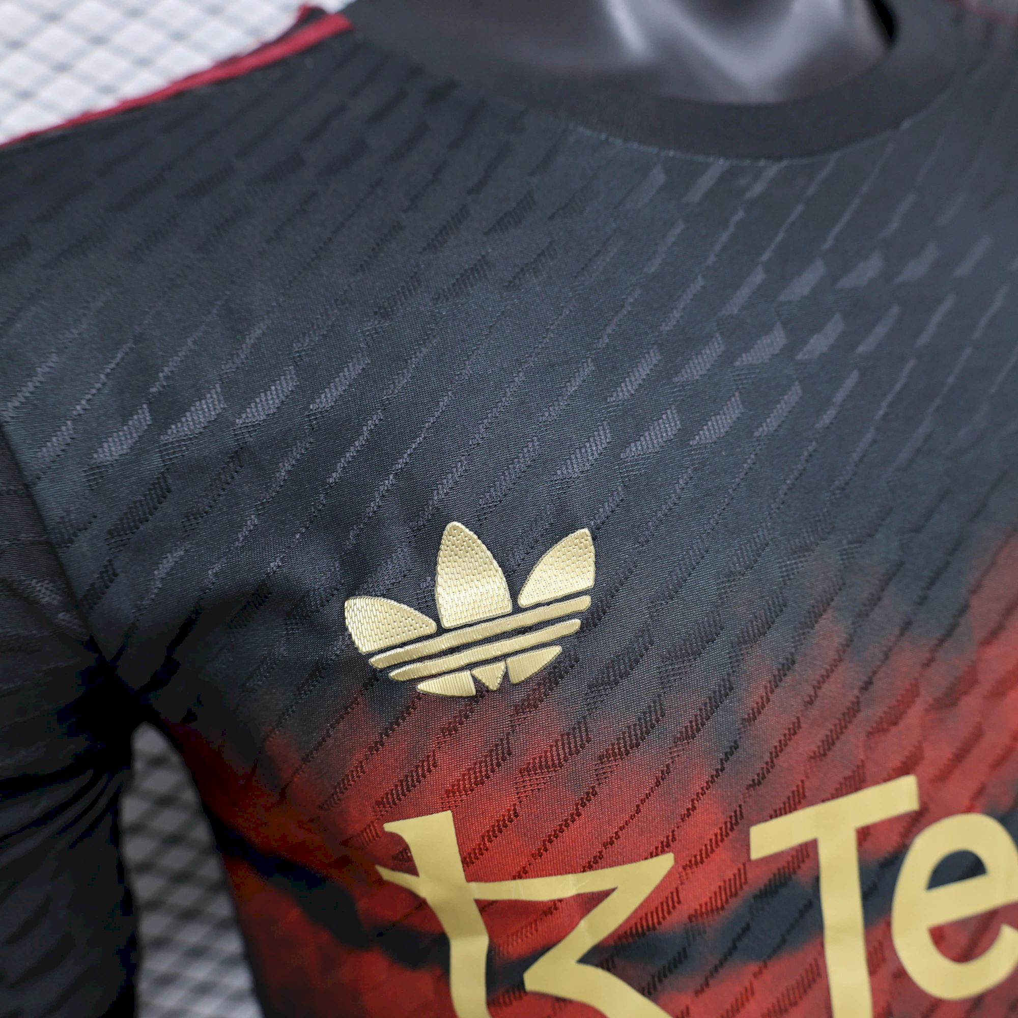 Manchester United maillot foot 2025 2026