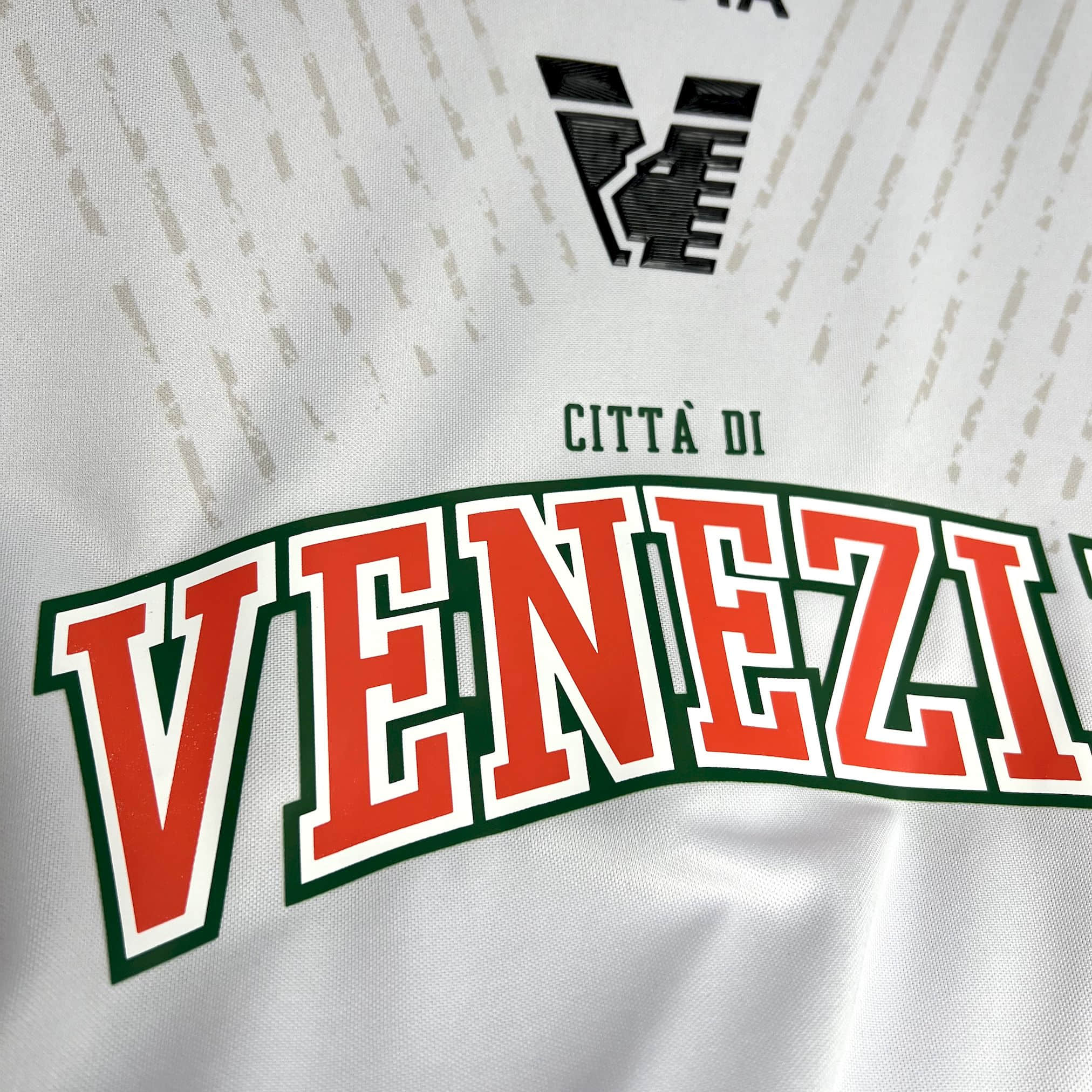 Venise maillot foot extérieur 2024 2025