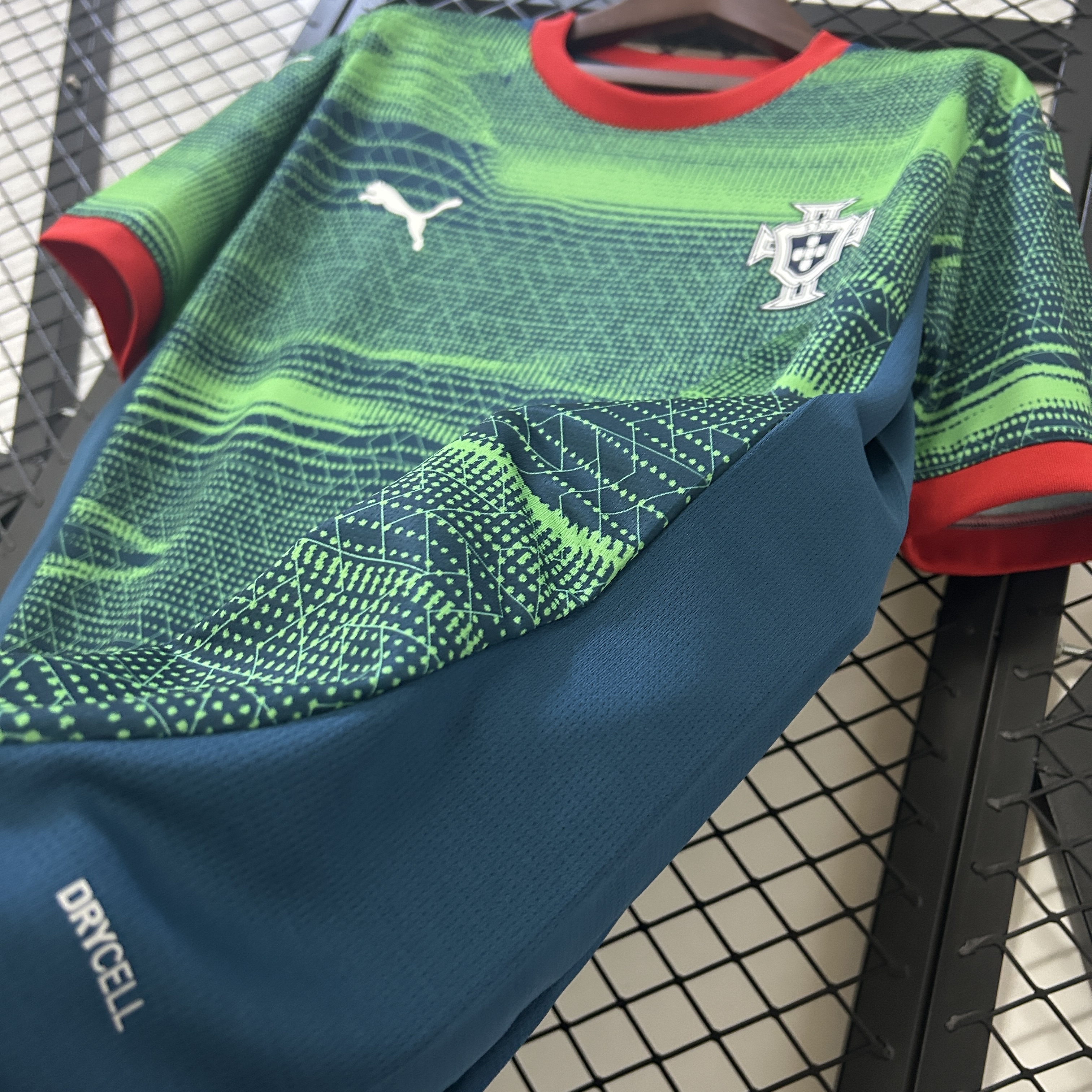 Portugal maillot foot entraînement 2025 2026