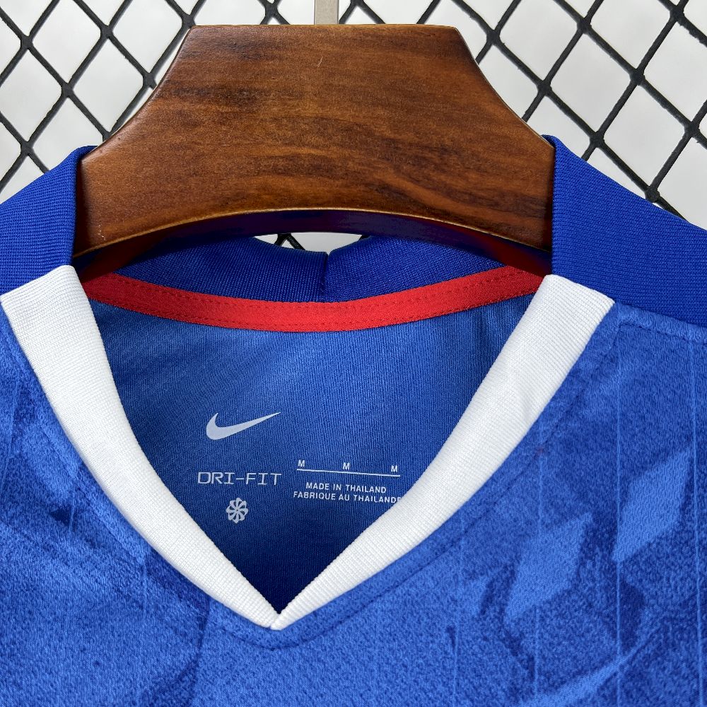 Chelsea maillot foot domicile 2025 2026