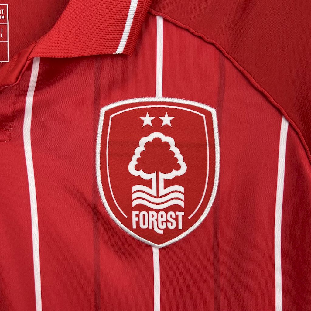 Nottingham maillot foot domicile 2025 2026
