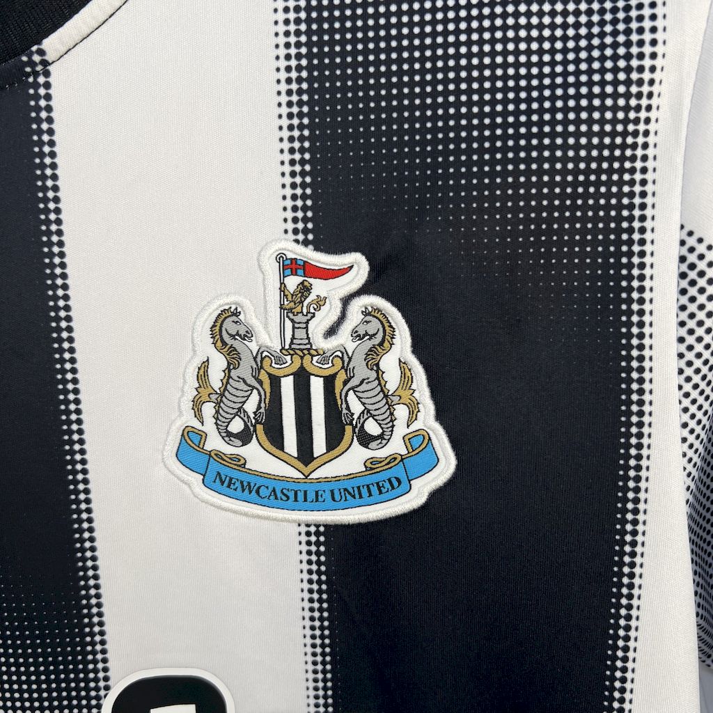 Newcastle maillot foot domicile 2025 2026