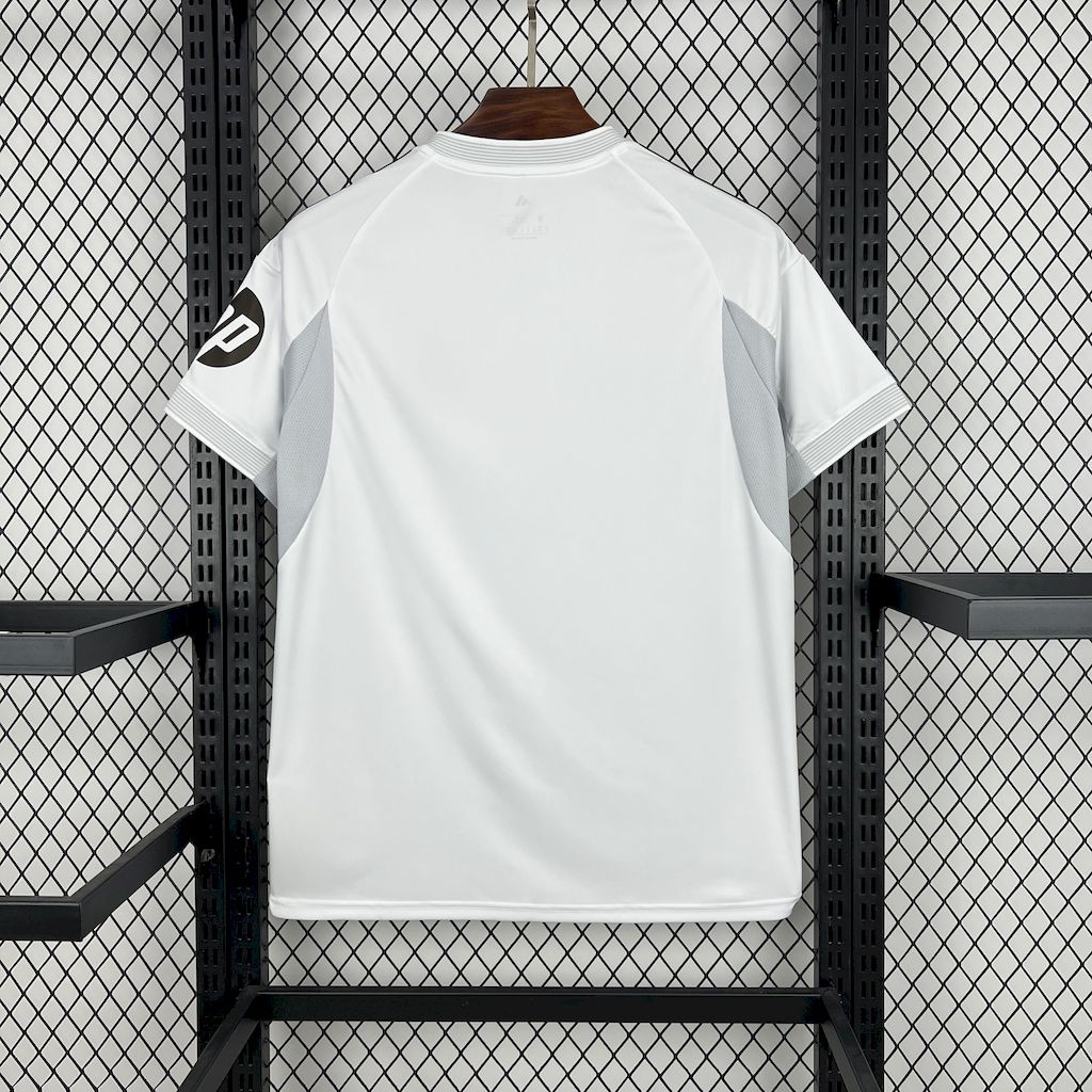Real Madrid maillot foot domicile 2025 2026