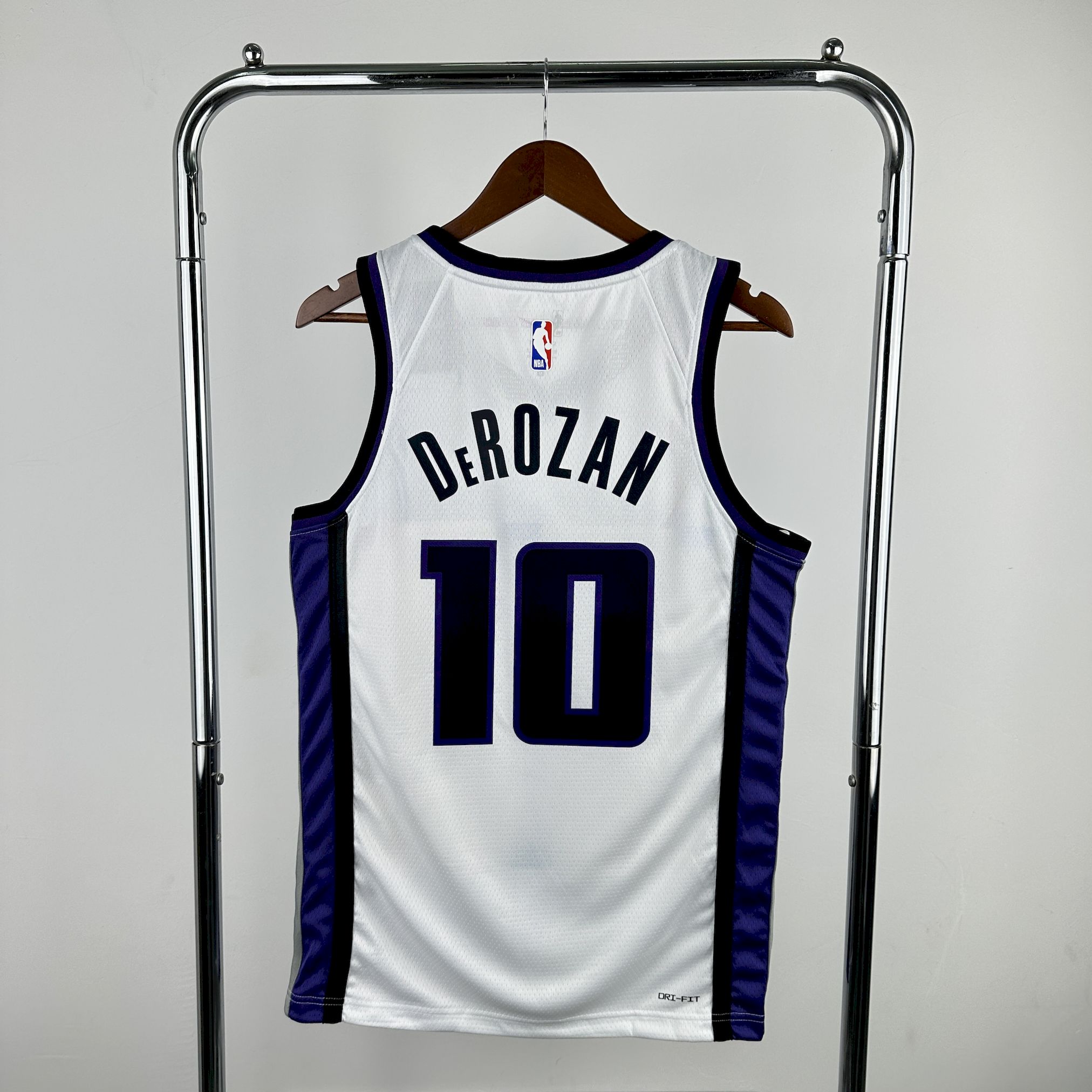 Maillot Sacramento Kings 10 DeROZAN NBA Basket