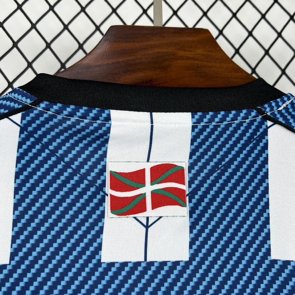 Real Sociedad maillot foot domicile 2025 2026