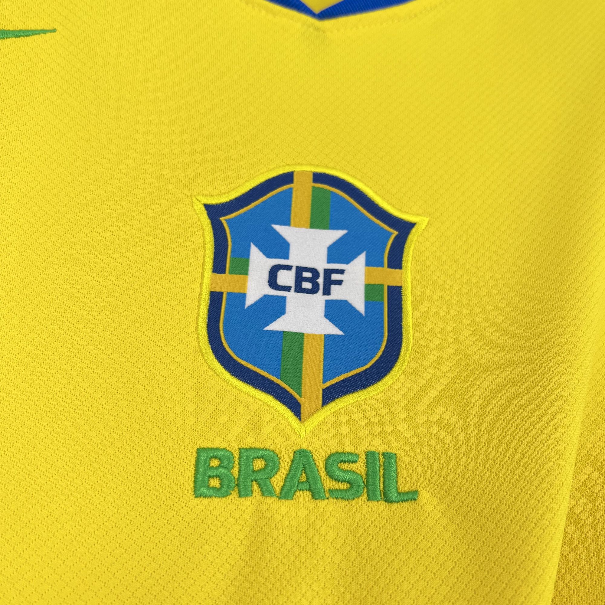 Brésil maillot foot domicile 2025 2026