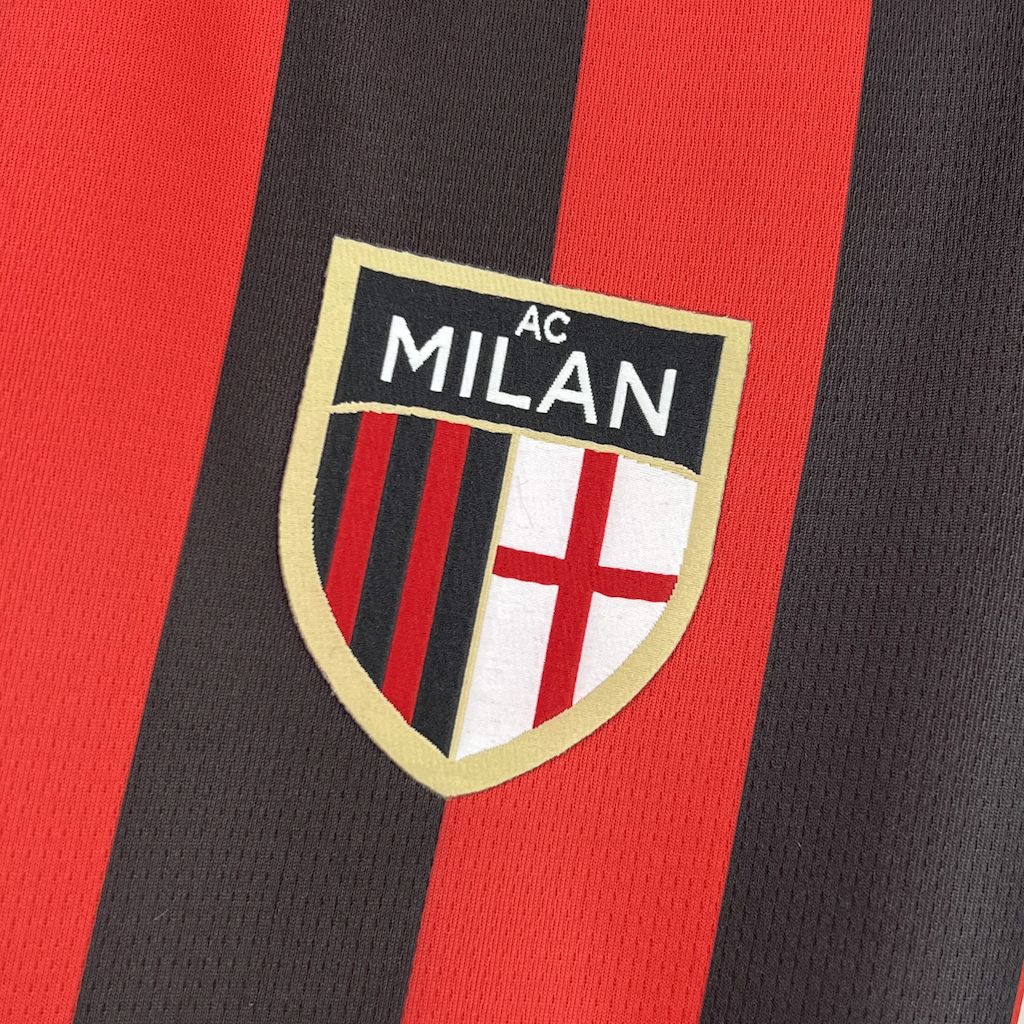 AC MIlan maillot foot 2024 2025
