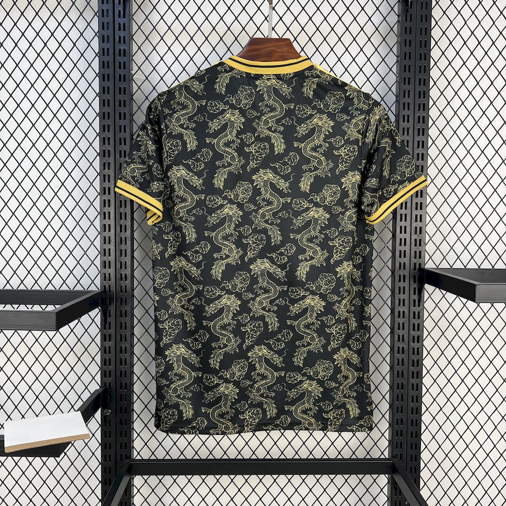 Real Madrid maillot foot concept 2025 2026