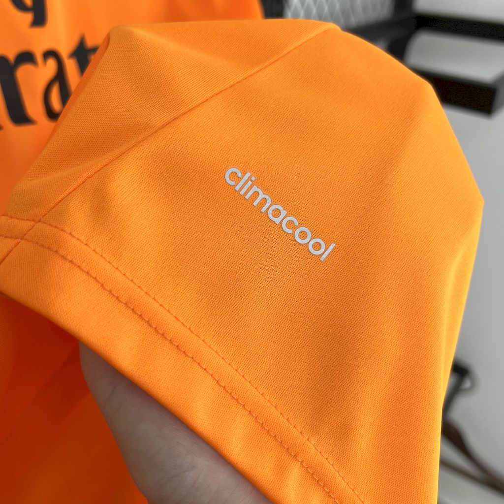 Real Madrid maillot foot 2013 2014 retro