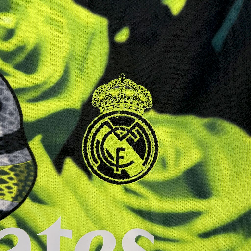Real Madrid maillot foot concept 2025 2026
