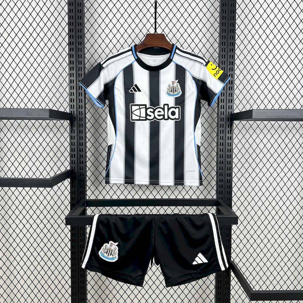 Kit Enfant Newcastle 2025 2026