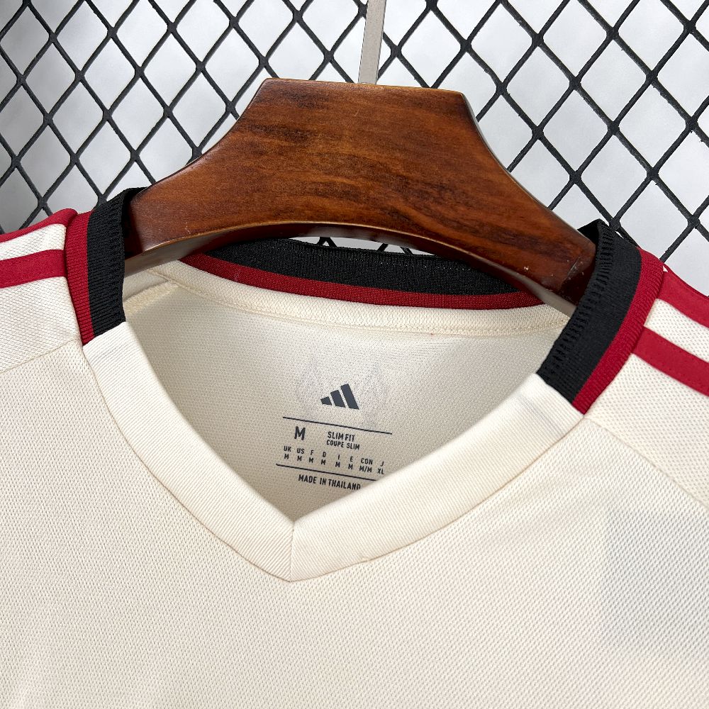 Maillot Foot Liverpool  2025 2026 Manches Longues€38.99