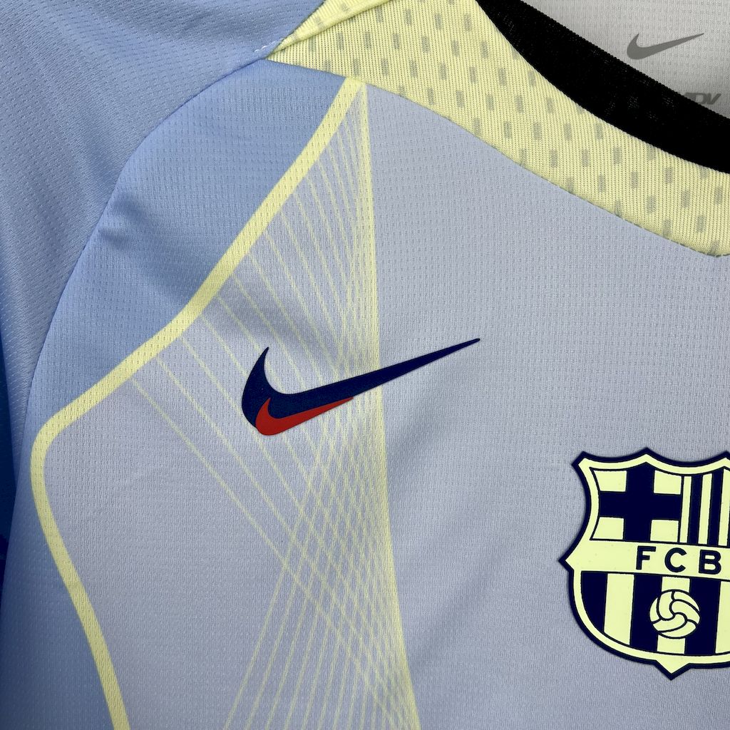 FC Barcelone maillot foot bleu ciel 2025 2026