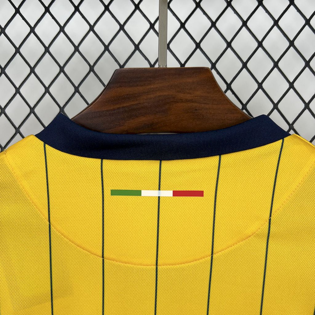 Hellas Verona maillot foot 120 ans 2025 2026