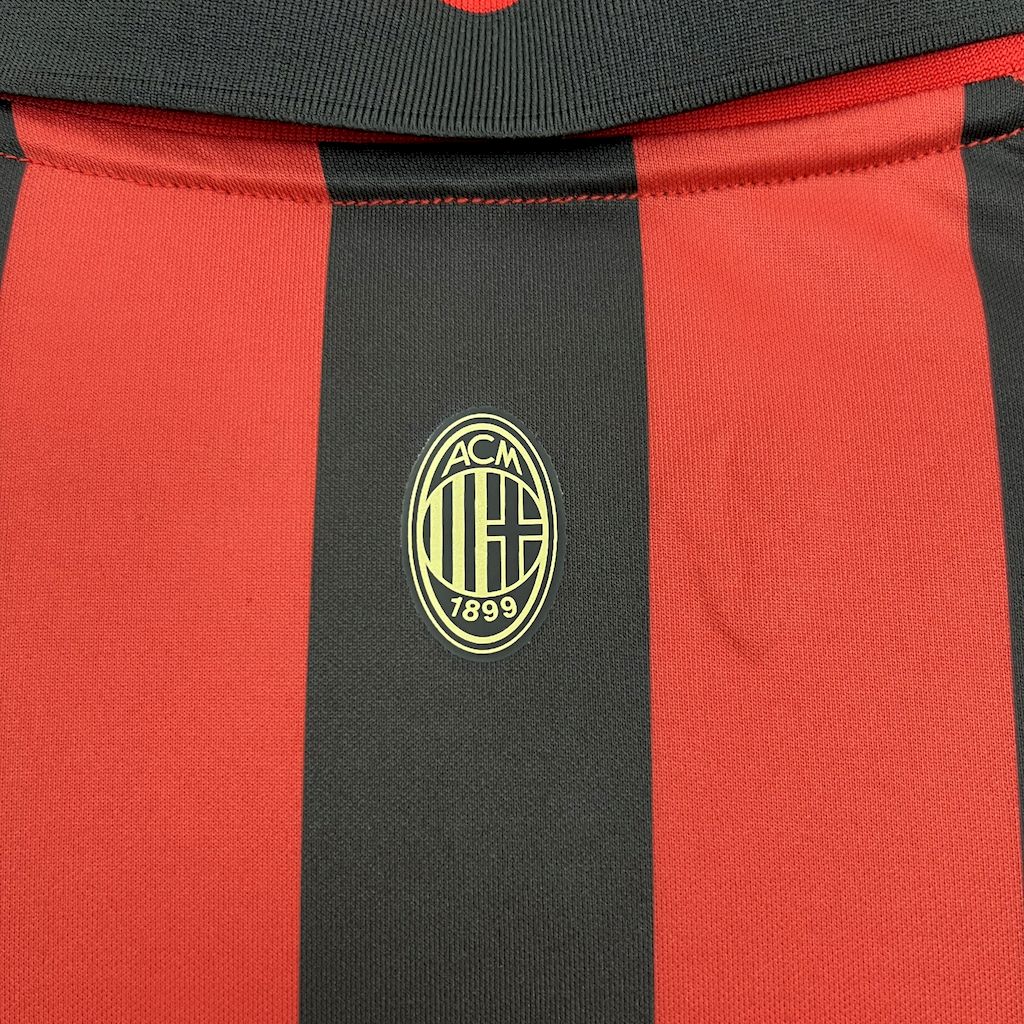 AC MIlan maillot foot 2024 2025