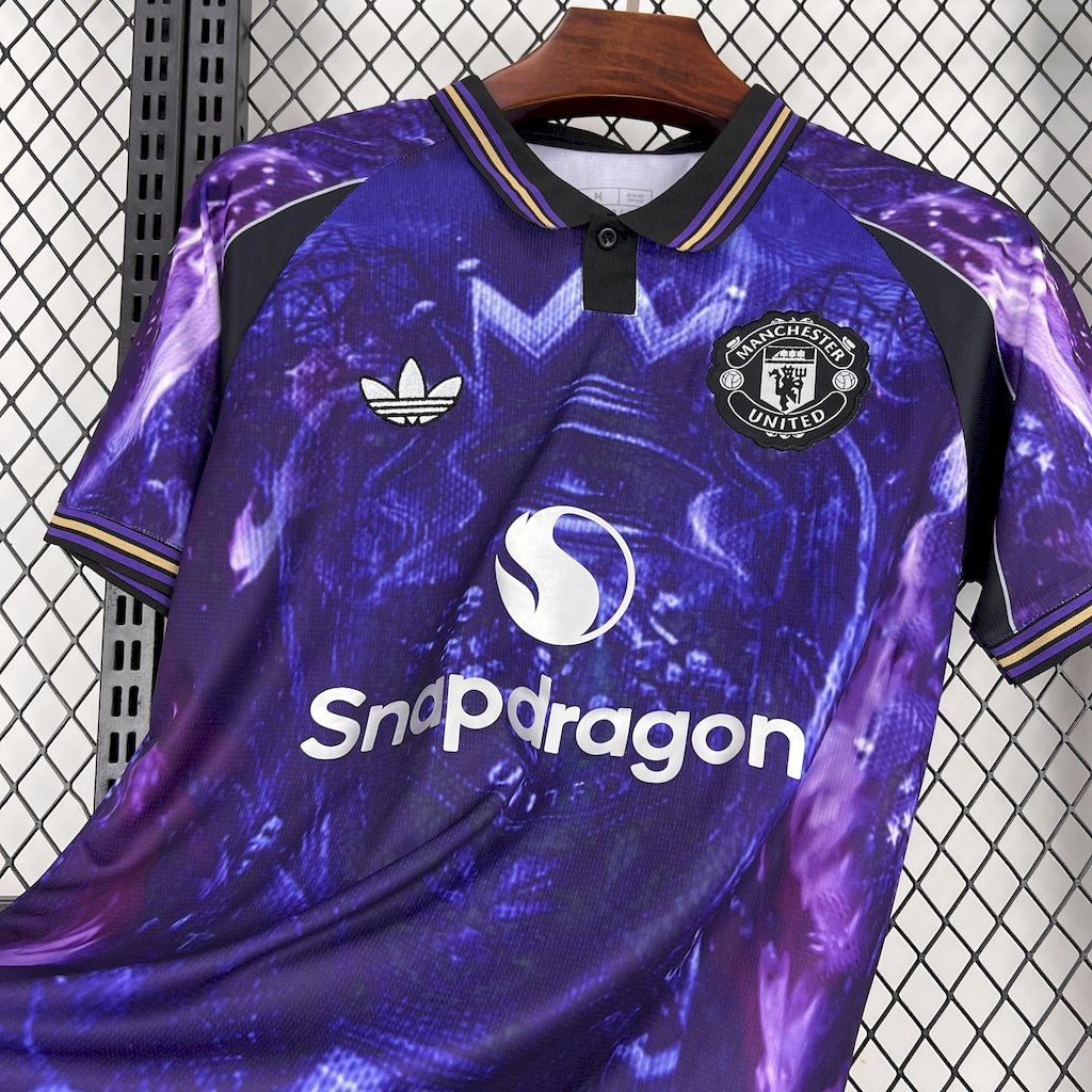 Manchester United  maillot foot concept 2025 2026