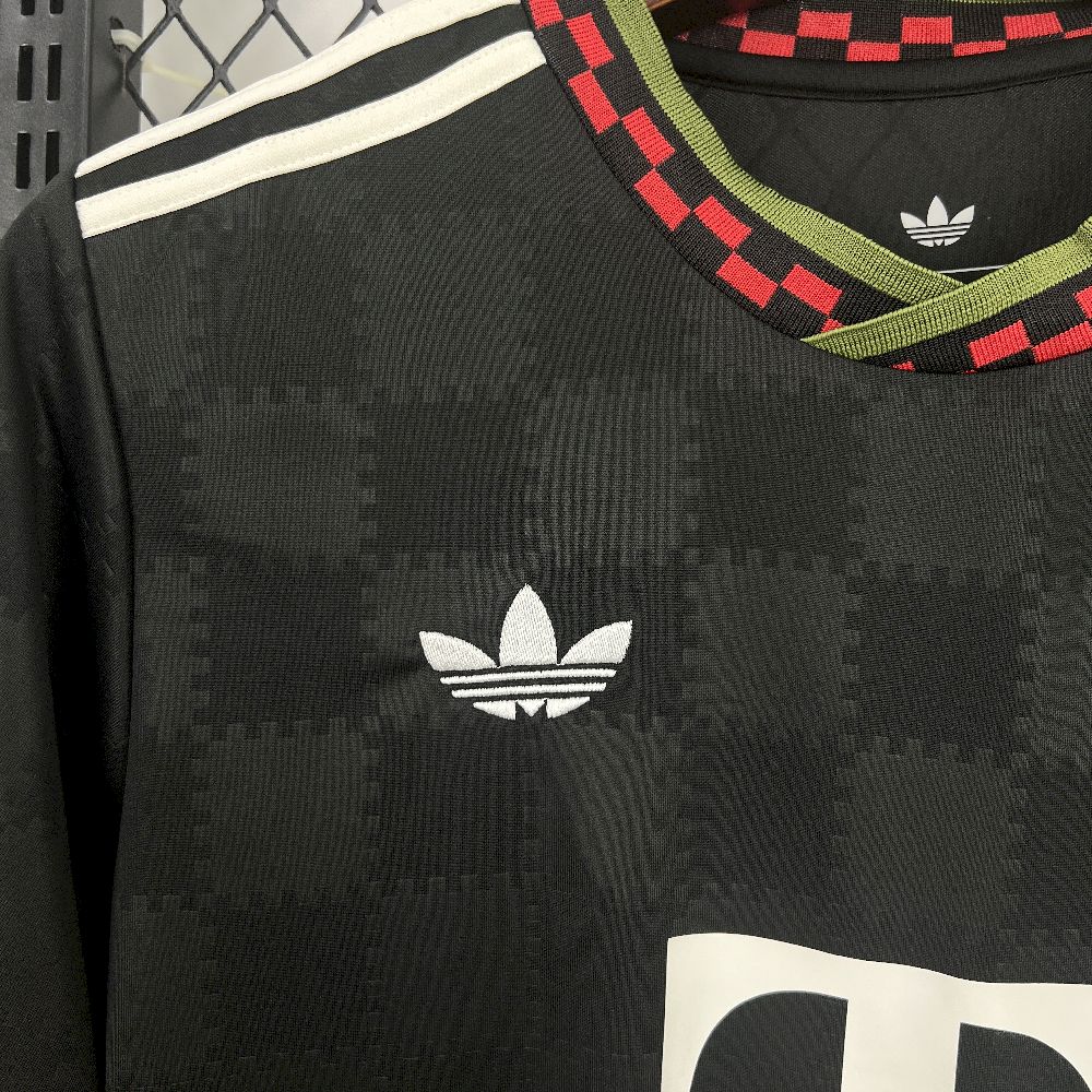 Bayern Munich maillot foot third 2025 2026