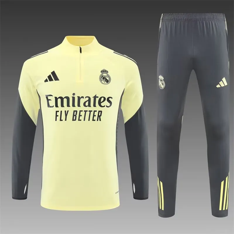 Real Madrid Survêtement / Training 2025 2026€39.99