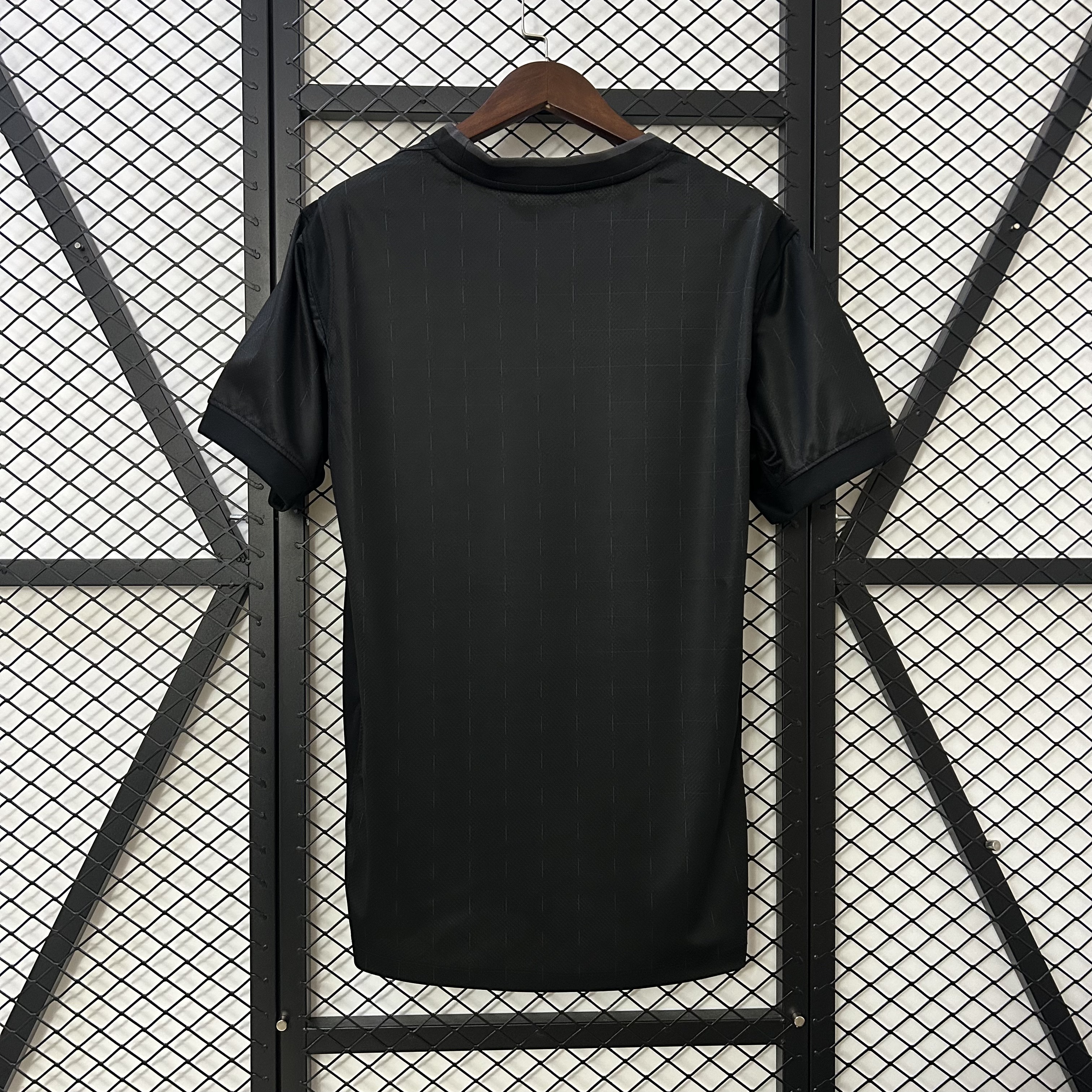 Tottenham maillot foot noir extérieur 2025 2026