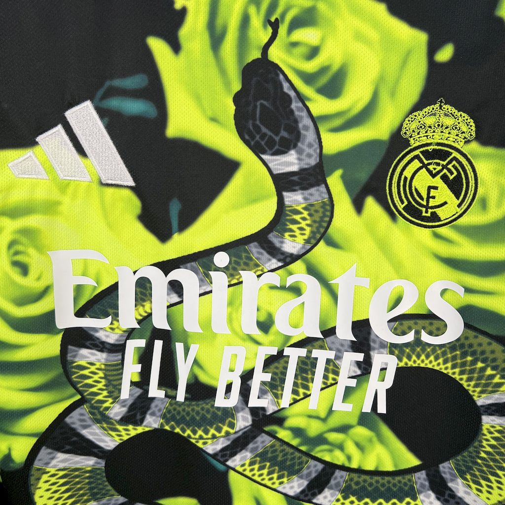 Real Madrid maillot foot concept 2025 2026