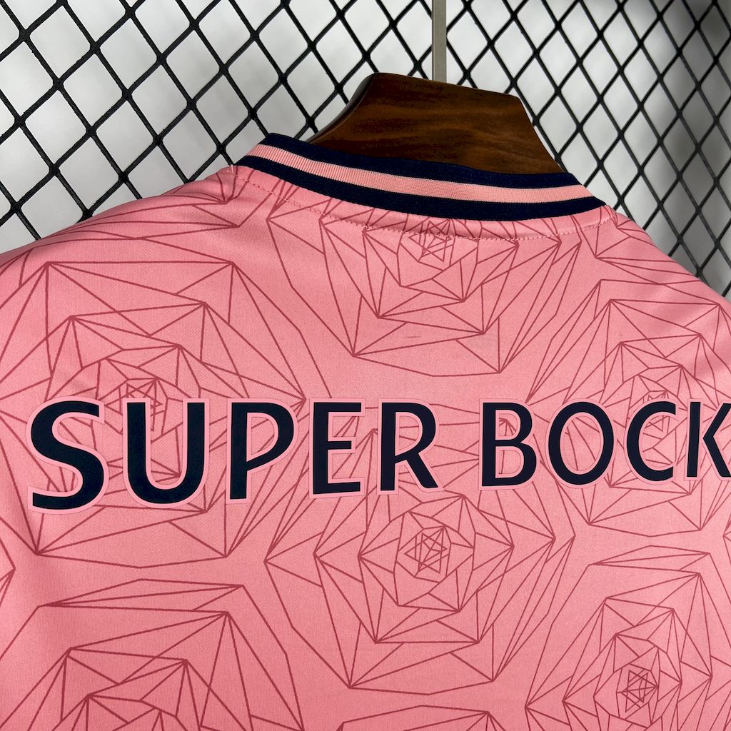 FC Porto maillot foot extérieur rose 2025 2026