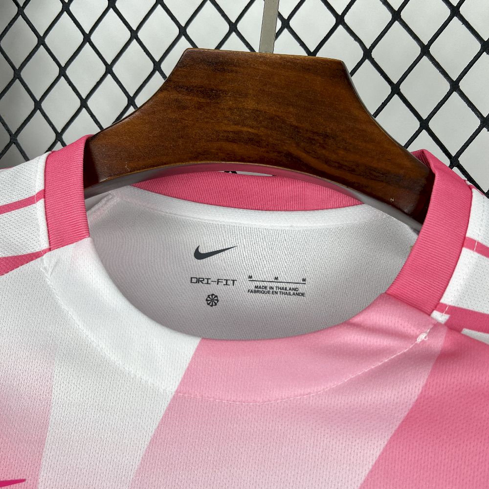 FC Barcelone maillot foot rose 2025 2026