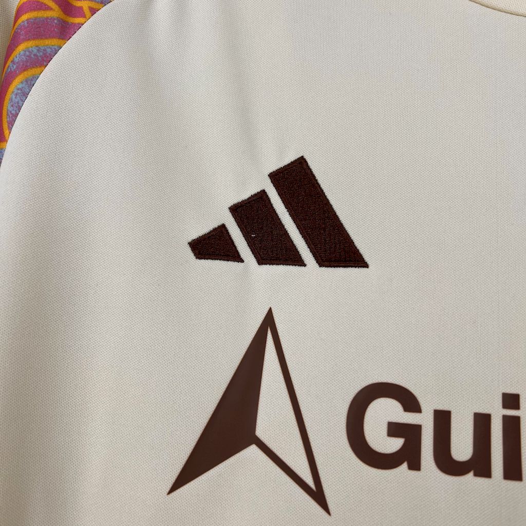 D.C. United maillot foot extérieur 2025 2026