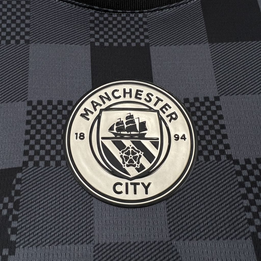 Manchetser City maillot foot noir concept Louis Vuitton 2024 2025