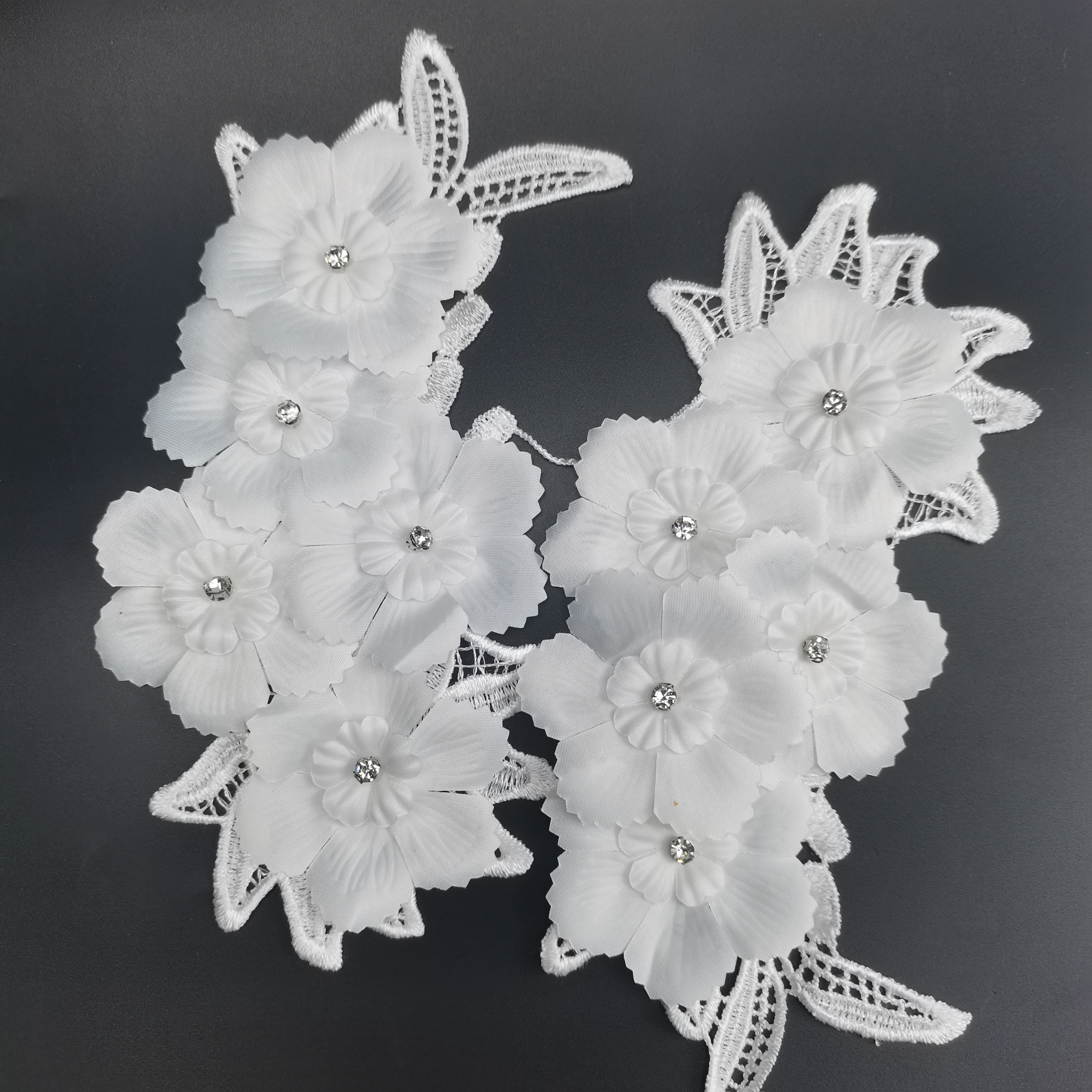 1 mirror pair Rhinestones lace Appliques White 3D Wedding Lace Flowers Embroidered Dress Lace Motifs Venise Lace DA914