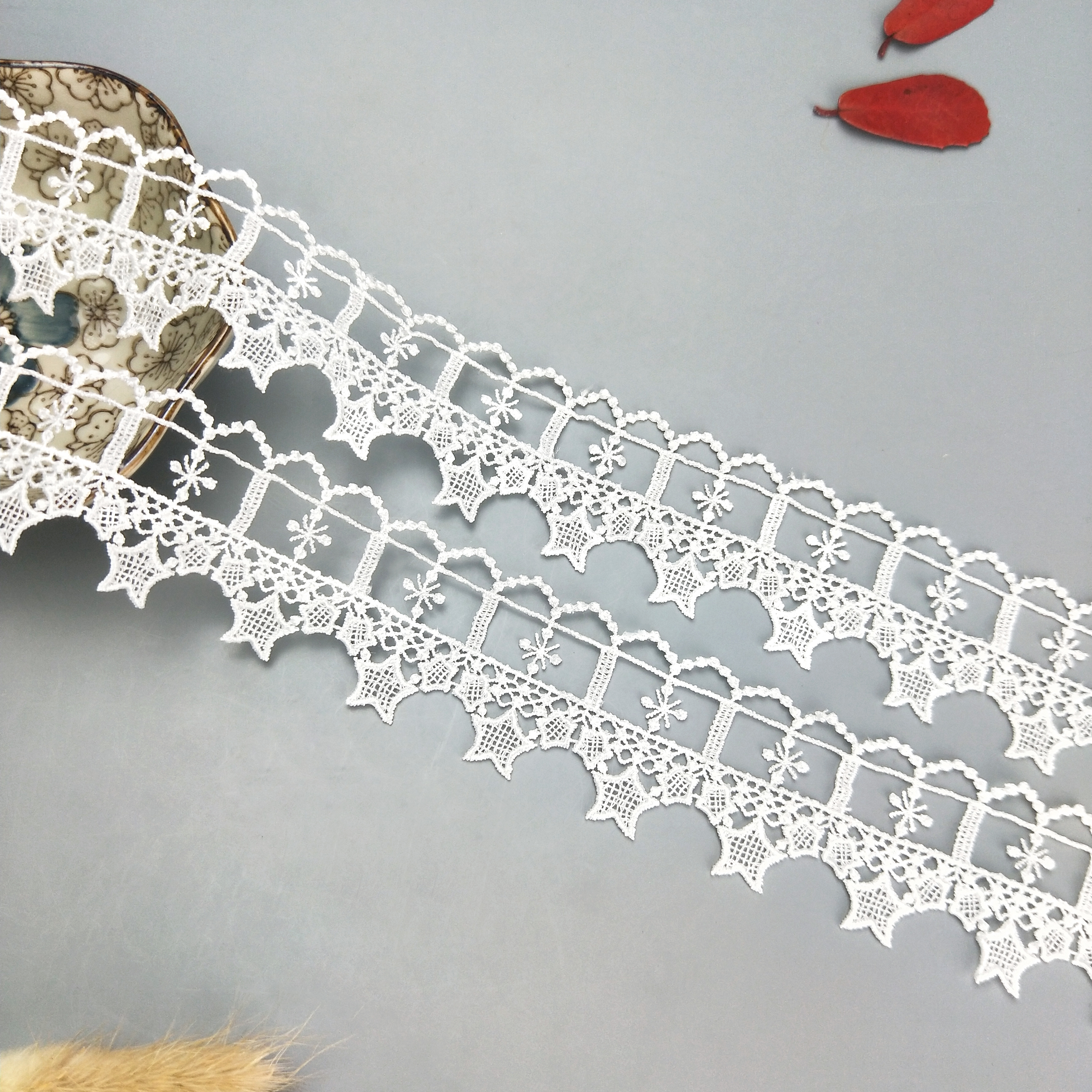 zsbszc 2 yards Width 4CM sewn white lace trim lolita lace DIY tassel garment accessories macrame embroidery lace JDB49