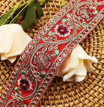 4CM gold strand embroidered sequin lace, bohemian jacquard ougen yarn hot-melt national lace accessories ZB001