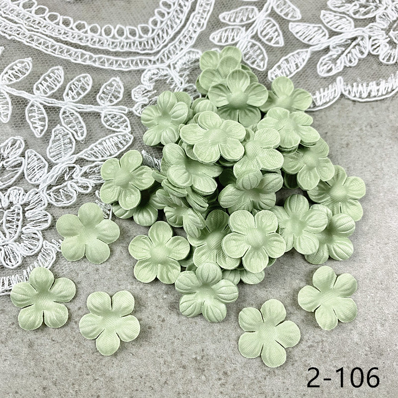 200pcs Artificial Flower Petals 2cm Petal Fake Flower Wedding Homedecor DIY Scrapbook Card Craft satin Flower Applique 2#