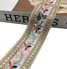 5.5cm width Laminate embroidery gold thread ethnic lace accessories  Embroidery Fabric Sewing Textile Webbing Sequined Flower Lace Ribbon For Dress ZB038