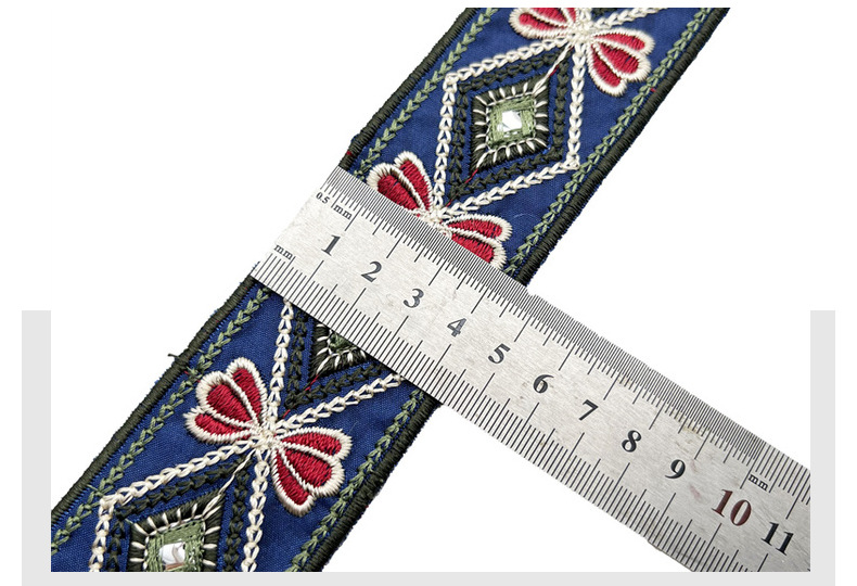 4.5cm Central and Eastern European and n national embroidery bar code retro diamond-shaped mirror lace curtain shoe material clothing ribbon ZB052