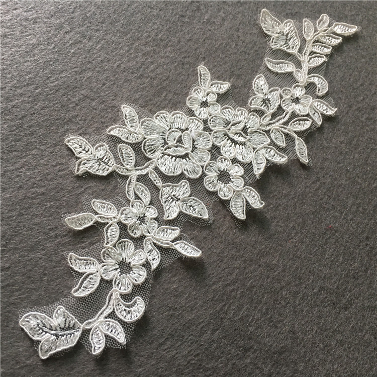 Fringed chariot bones to flowers Decoration Fabric Embroidered Flower Lace Applique Patch DIY Sewing Clothing Accessories CG061