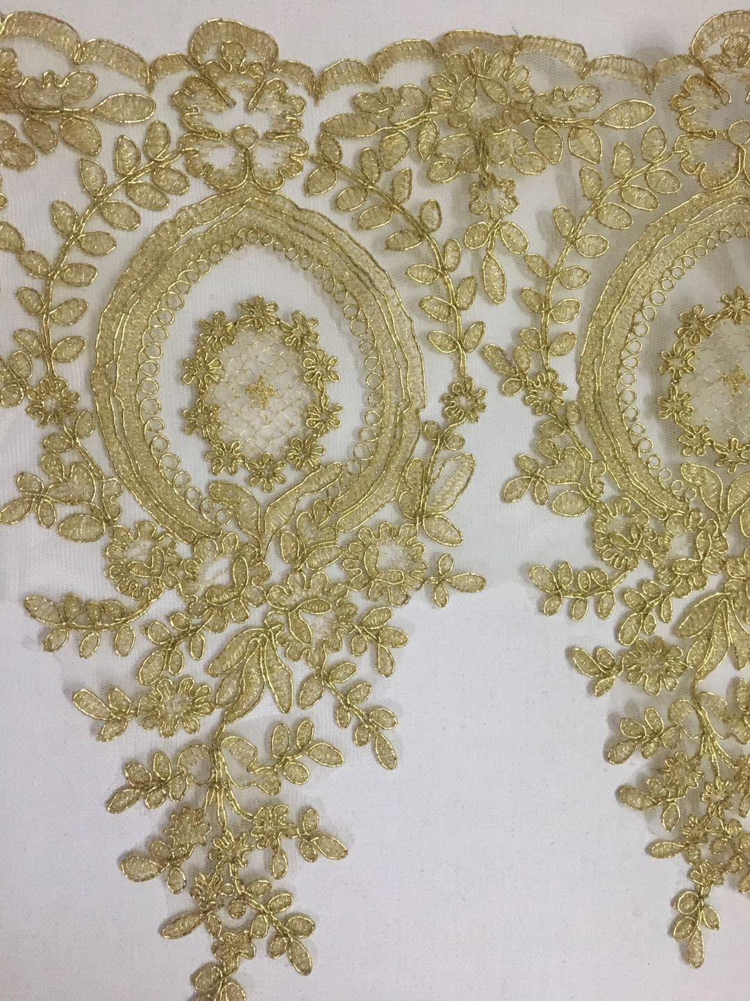 Gold pineapple lace diy material car bone lace fabric  Light Gold Silver Mesh Lace Trim Luxury Embroidery Light Gold Fabric for Wedding Dresses CG068