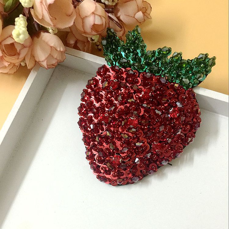 5PCS  Spot heavy crystal cherry bee cloth patch handmade beaded sequin patch bag clothing accessories ZA34