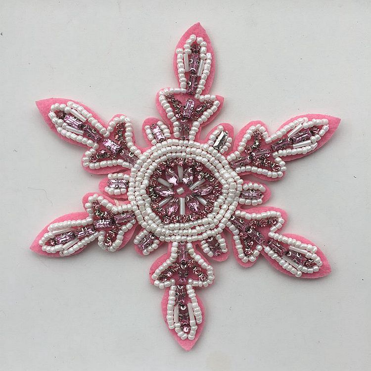 5PCS  Heavy industry beaded crystal pineapple snowflake handmade beaded cloth patch clothing accessories patch diy jewelry ZA47