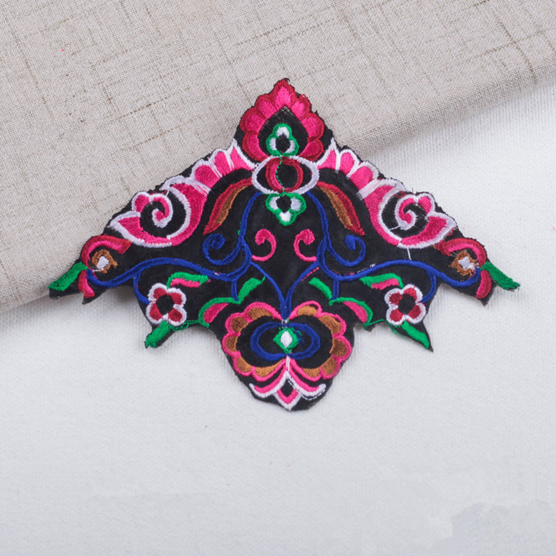 Ethnic Patches Self-Adhesive Iron On Embroidery Flower Appliques DIY Craft Clothing Bag Decoration CA066