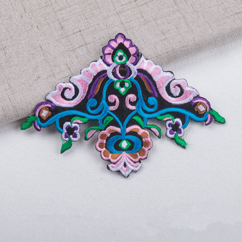 Ethnic Patches Self-Adhesive Iron On Embroidery Flower Appliques DIY Craft Clothing Bag Decoration CA066